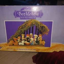 NEW IN BOX XMAS CERAMIC DISPLAY SET 6 FINAL PRICE LOOK MY POST TONS ITEM