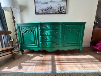 Large sideboard / tv stand