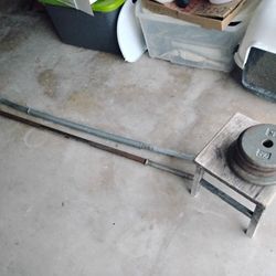 BODYBUILDING BARBELLS AND PLATES!!!