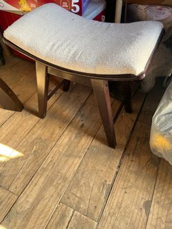 Living room bench