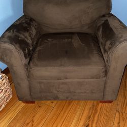 Chair With Ottoman 