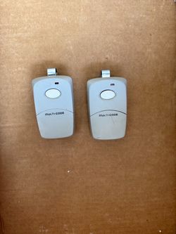Multi-Code Garage Door Remotes – Lot of 2