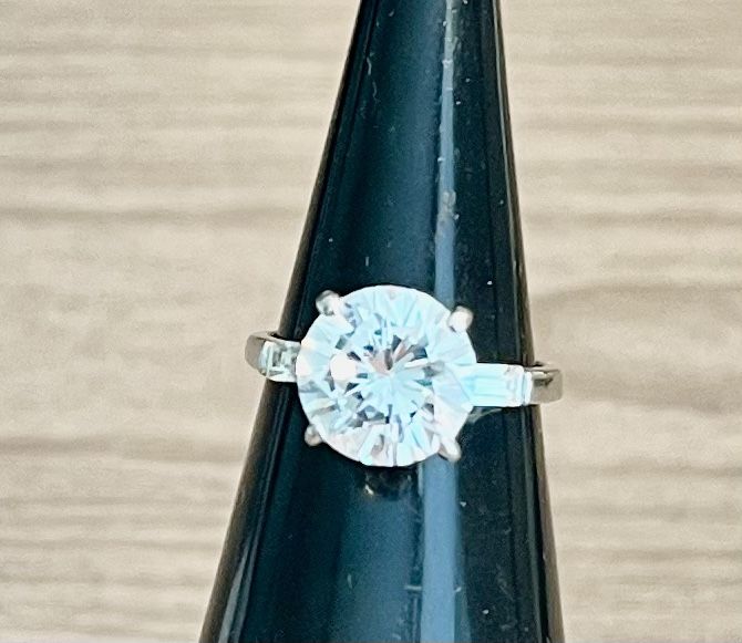 Diamond Ring Sliver