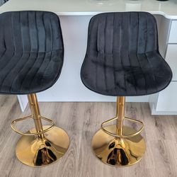 2 Kitchen chairs