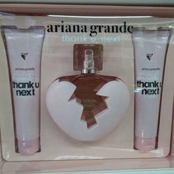 Ariana Grande Perfume 
