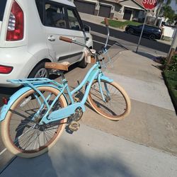 Huffy 26" Nel Lusso Cruiser Bike, Fits Riders 5'0"+, Light Blue, Adult, Women's