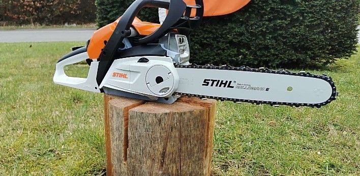 STIHL CHAINSAW BRAND NEW