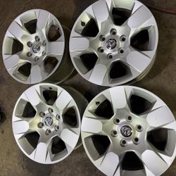 DODGE TRUCK OEM WHEELS  17 INCH