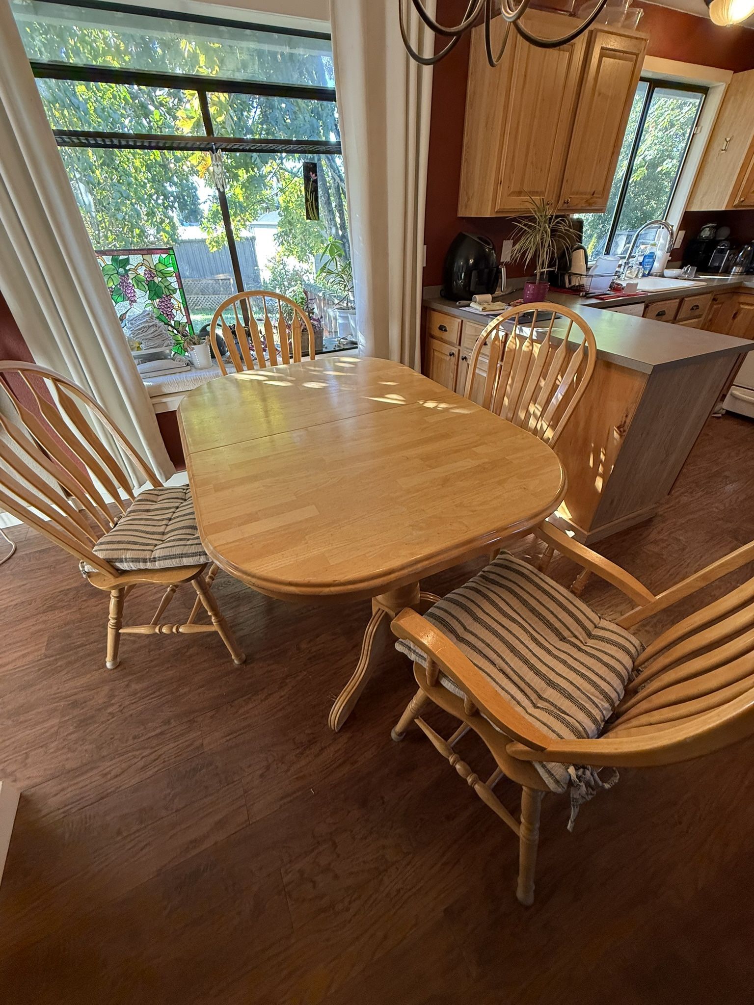Extending Wood Table With Built In Leaf + 4 Chairs