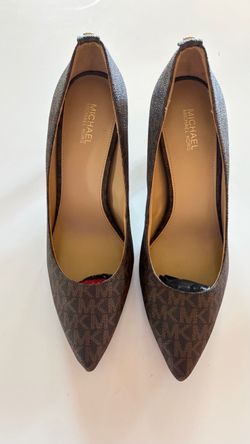 Michael Kors Monogram Pointed-Toe Pumps
