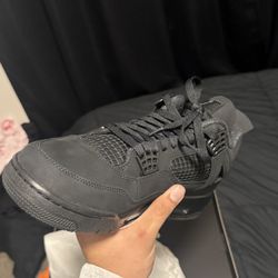 Jordan 4 Black Cat 2025