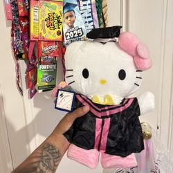 Hello Kitty Grad