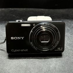 Sony Cyber-shot DSC-WX50 16.2 MP Digital Camera