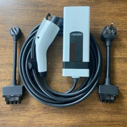 Genuine Chevrolet Ultium Level 2 / Level 1 Portable Plug-In Vehicle Charger Cord Set 7.7kW/32-Amp With NEMA 14-50 / 5-15 Grid Plugs For Indoor/Outdoor