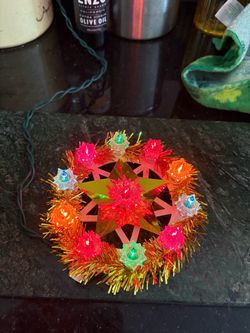 Vintage Lighted Star Christmas Tree Topper with Gold Tinsel