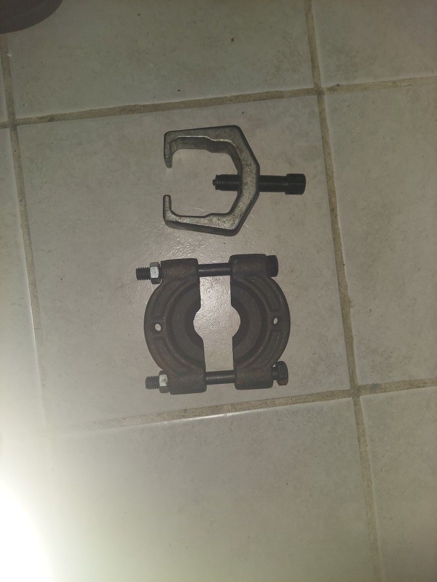 Ball Joint Remuved. Removedor De Bola Esferica