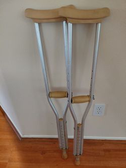 Free Kids Crutches 2 sets