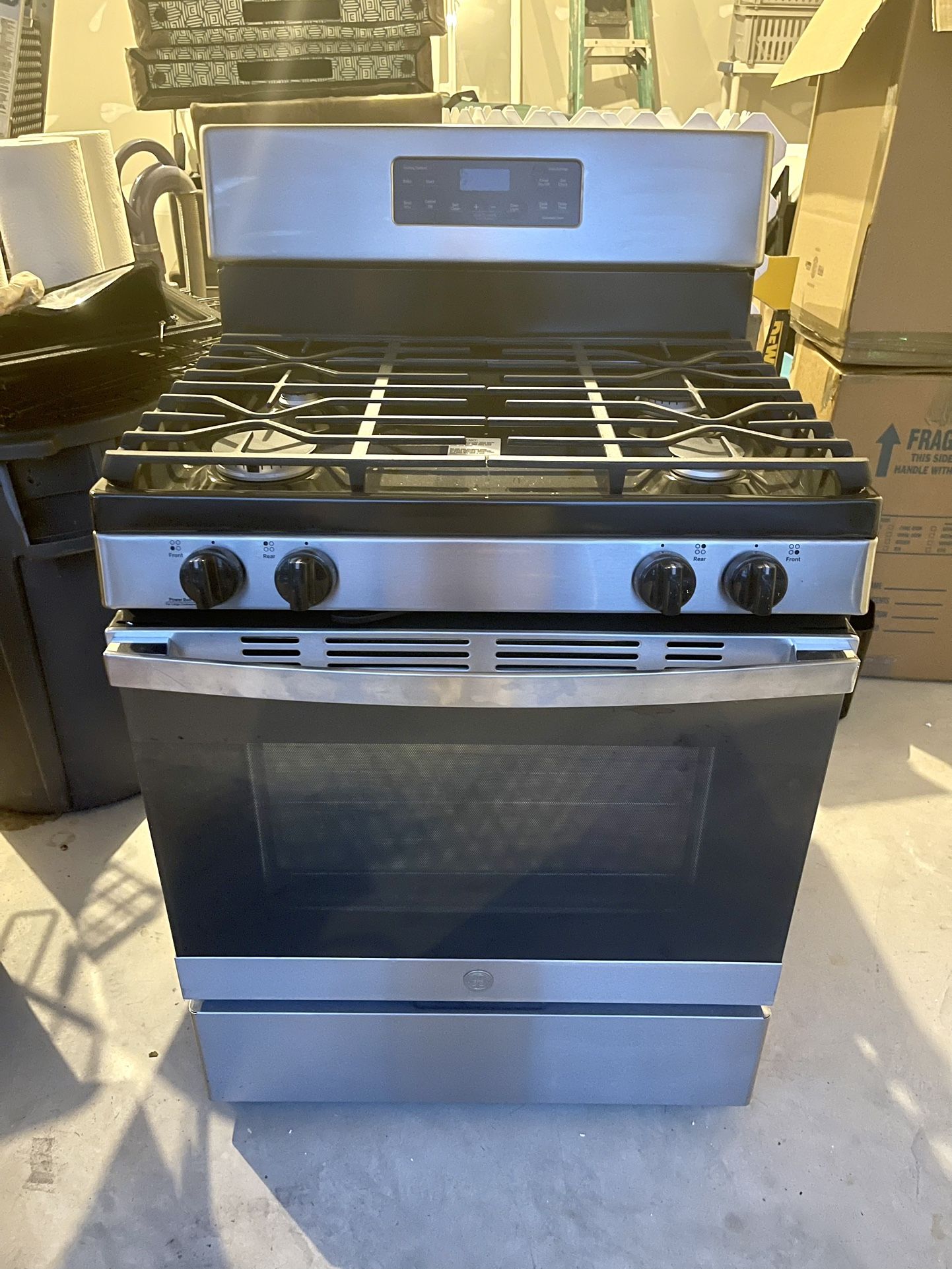 GE Gas Range Stainless Steel Like New!