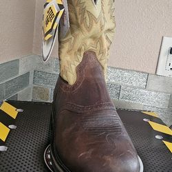 New Justin men's work boots, size 11D, brown and beige combination, style WK4661