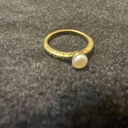 Pearl Ring Costume Jewelry 