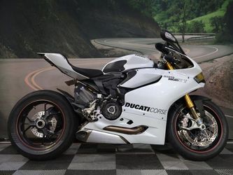 2013 Ducati Panigale Superbike 1199 S