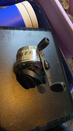 SHAKESPEARE TIGER TSC20A FISHING REEL SPIN CAST 3.4:1 BLACK & CHROME