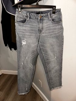 1822 denim Gray Distressed Cropped Jeans