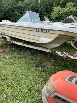 18’ Heavy Duty Boat Trailer With Tilt