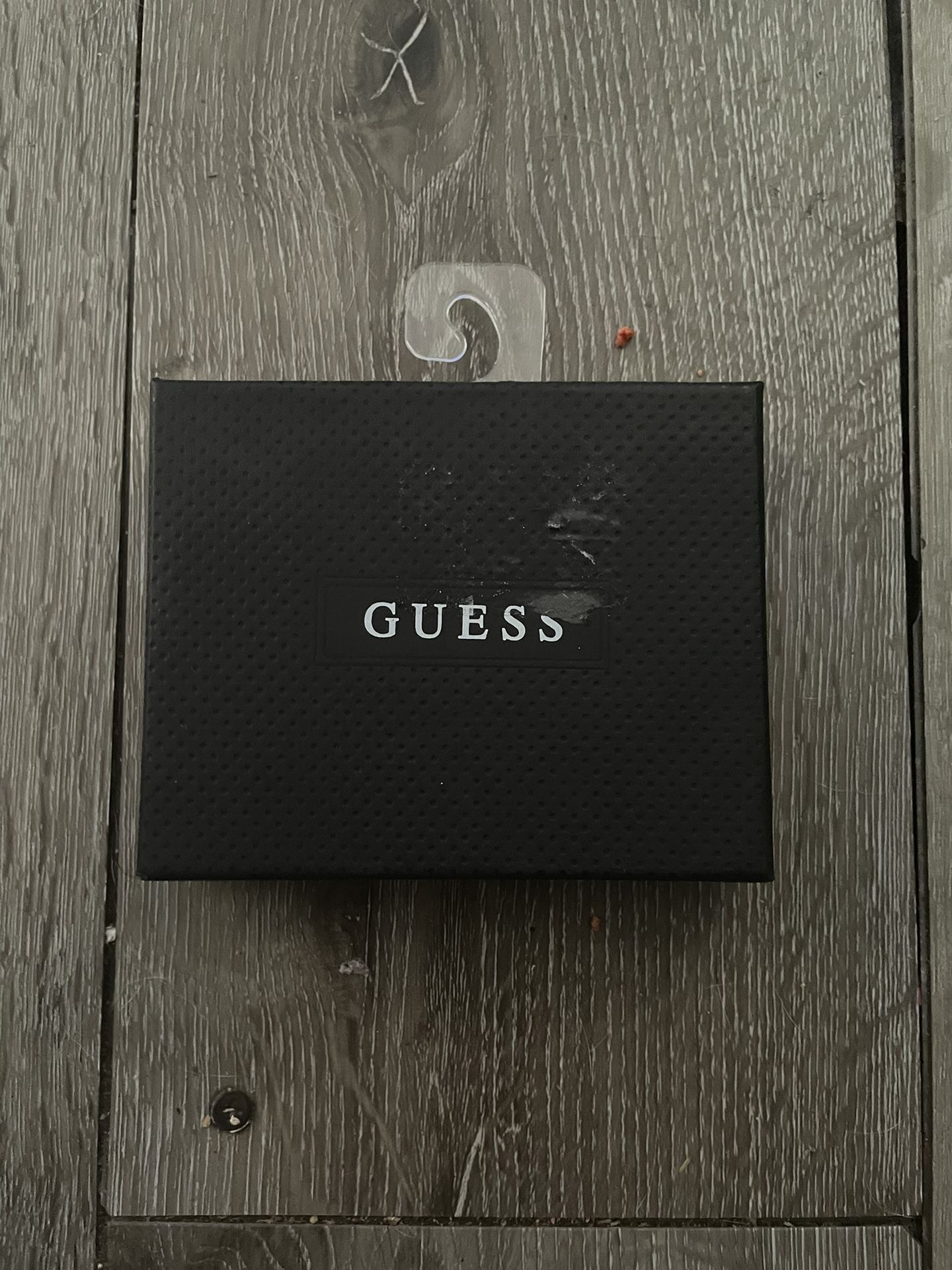 Guess Wallet