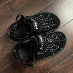 Pleasures Beatnik Reebok 