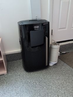 DeLonghi Pinguino 14,000 BTU Portable AC with Heat - 4-in-1, Cools 700 Sq Ft