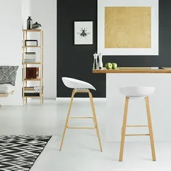 High Chair/ bar stool