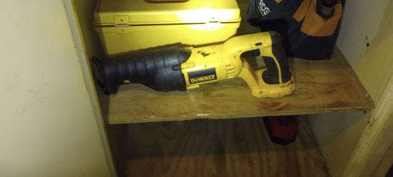 DeWalt cordless sawzall