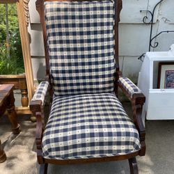 Victorian Rocker In Excellent Condition 