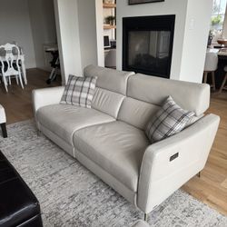 Natuzzi Leather Power Sofa - Like New