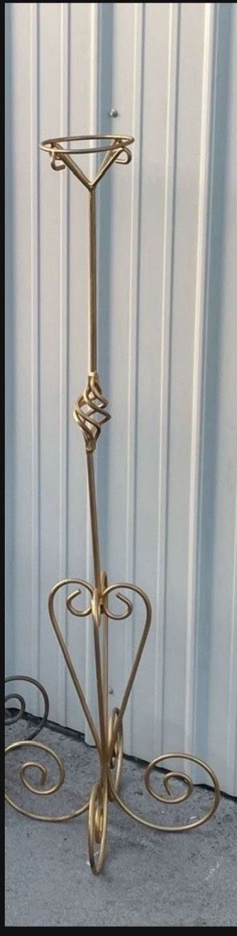 Beautiful Set Of Pillar Pair (2) Stands