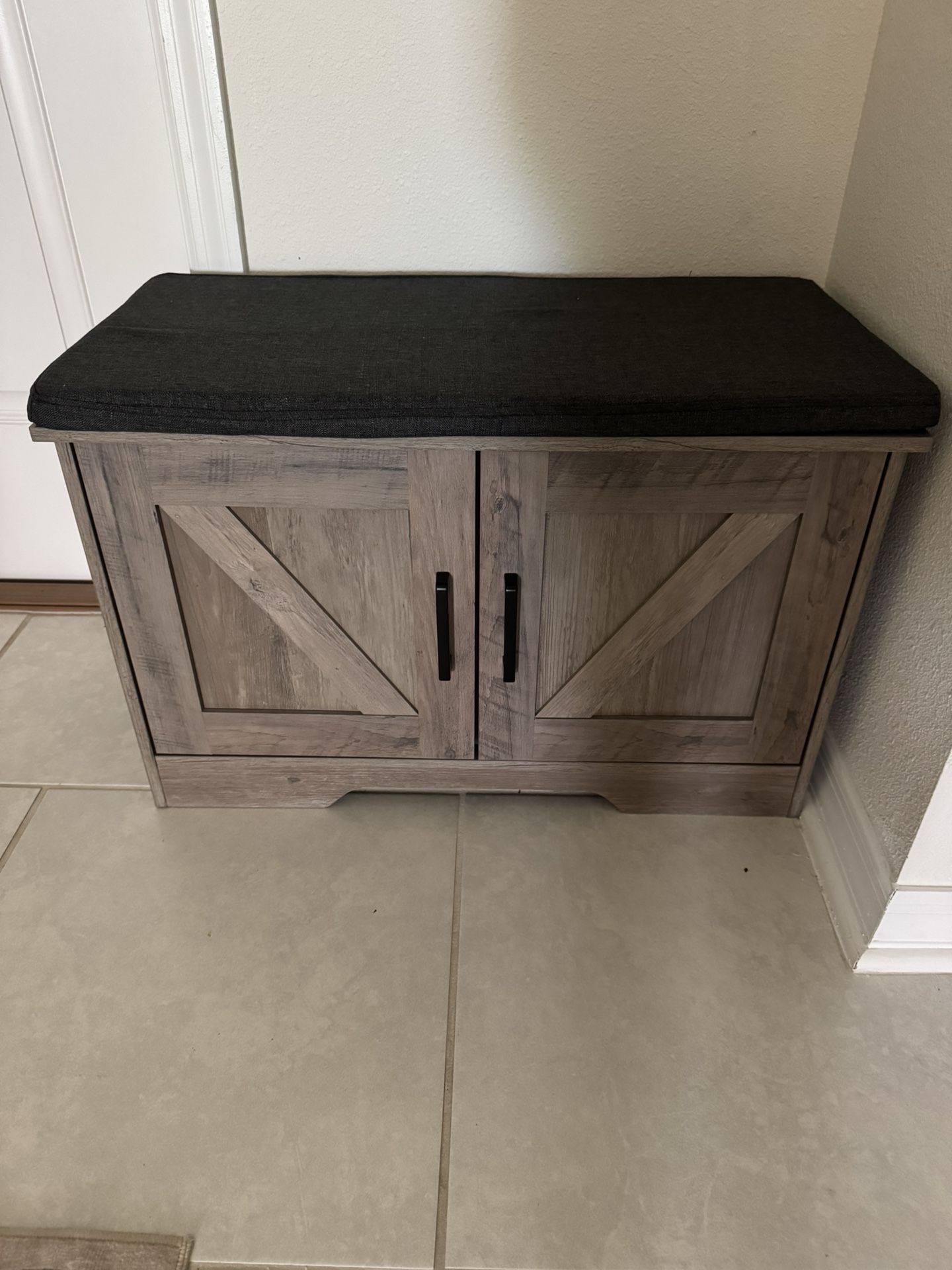 Entry Way Bench With Storage