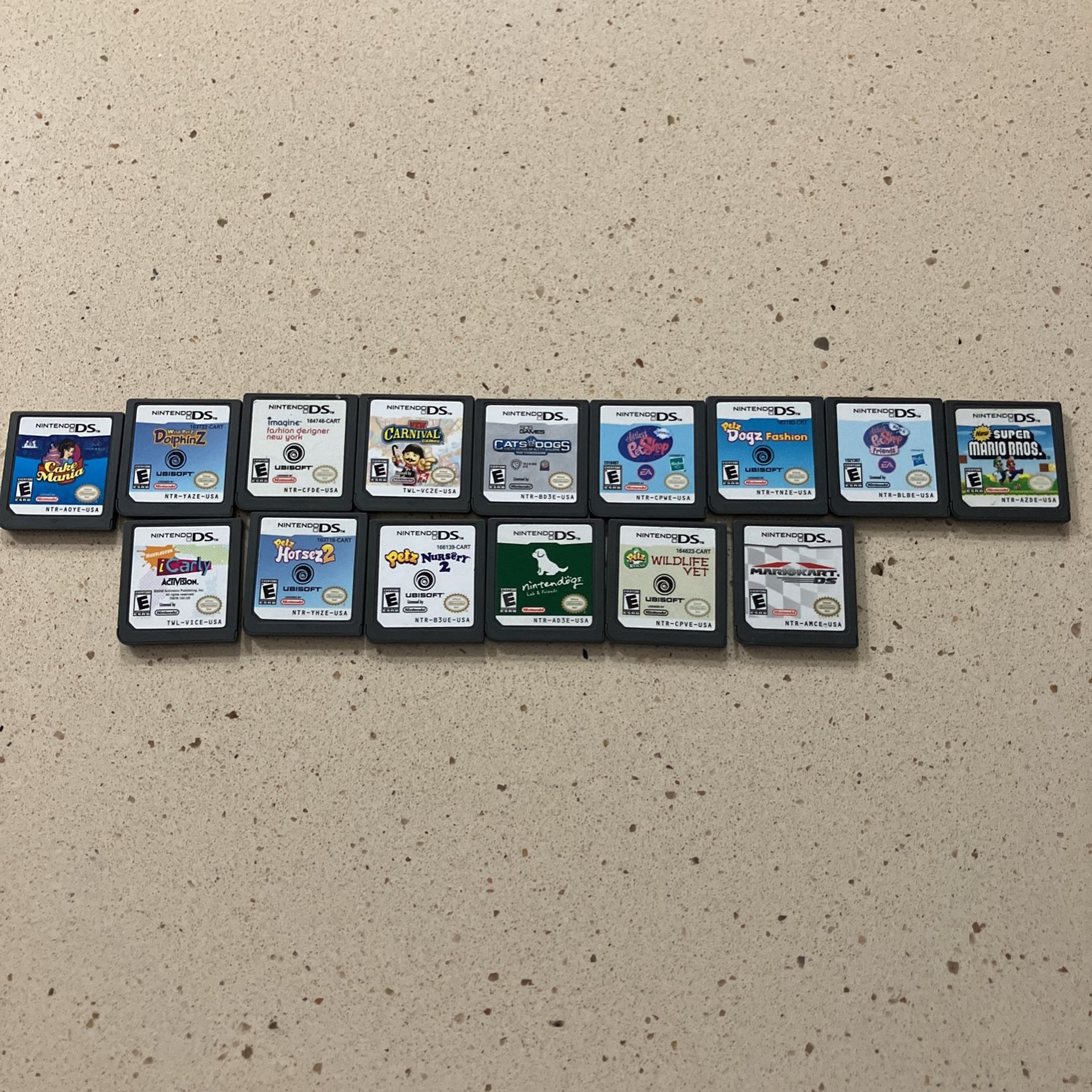 DS GAMES Electronics & Media