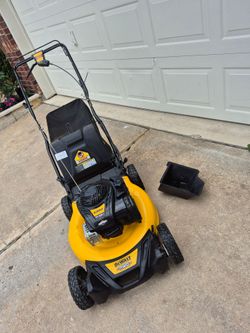 Dewalt 6.25 Self Propelled RWD Working Very Well Trabajando Super Bien