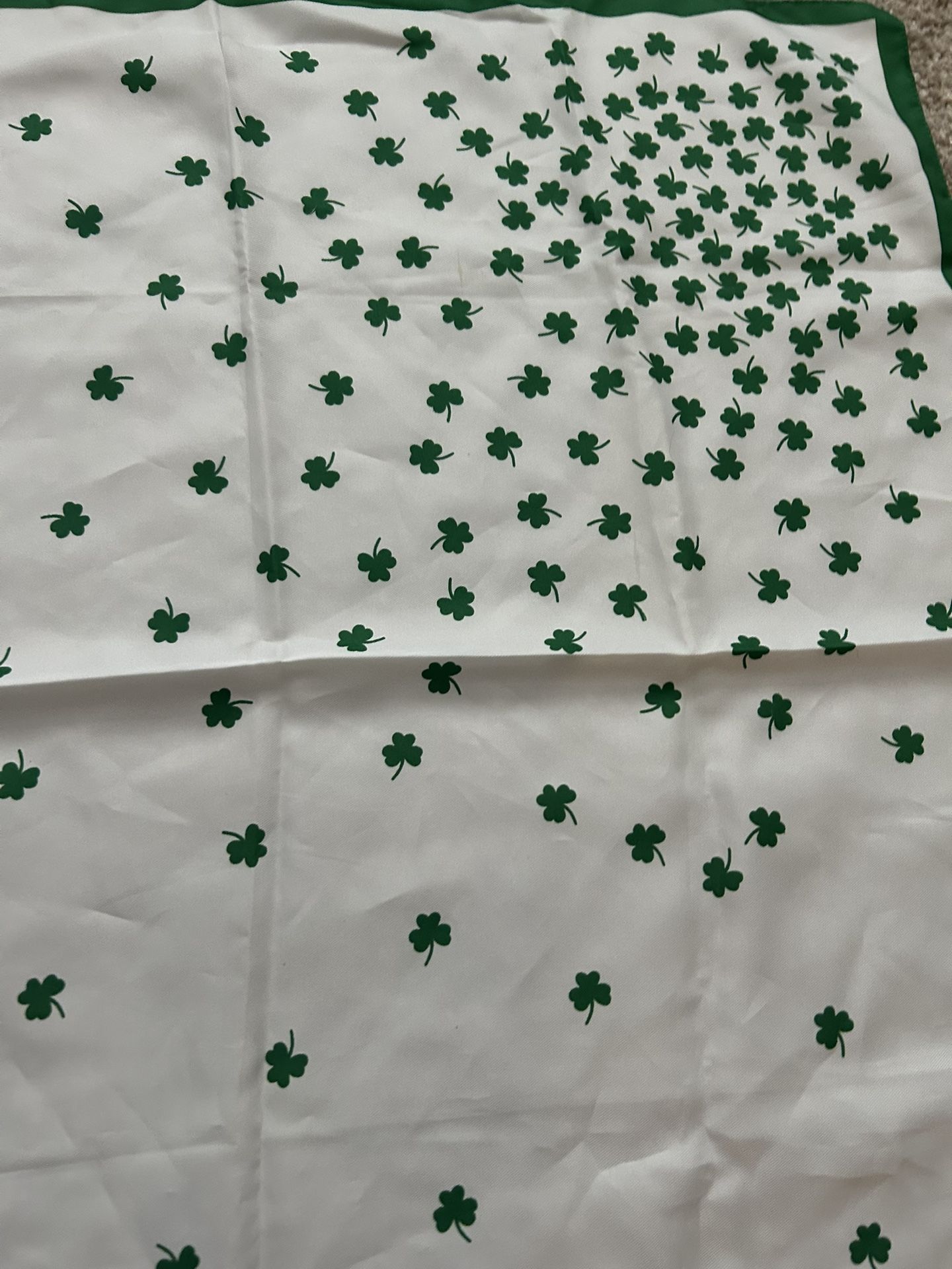 Clover Decor