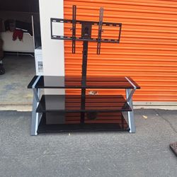 Table 4 Chairs  TV Stand 