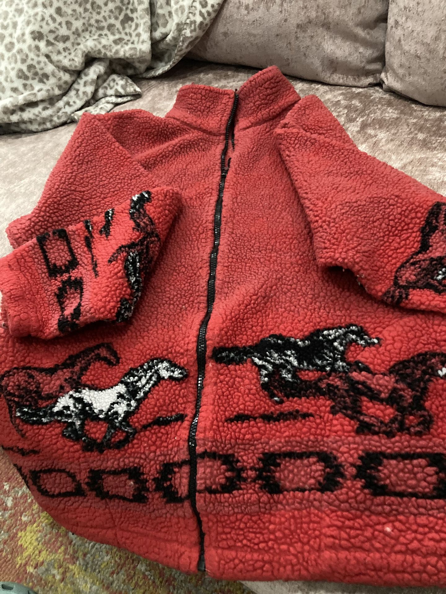 National Wildlife Horse Red Fleece Sweater Sz XL