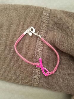 Breast cancer awareness bracelet