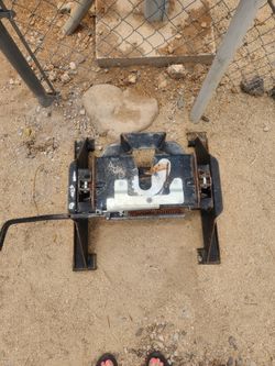 5th wheel hitch