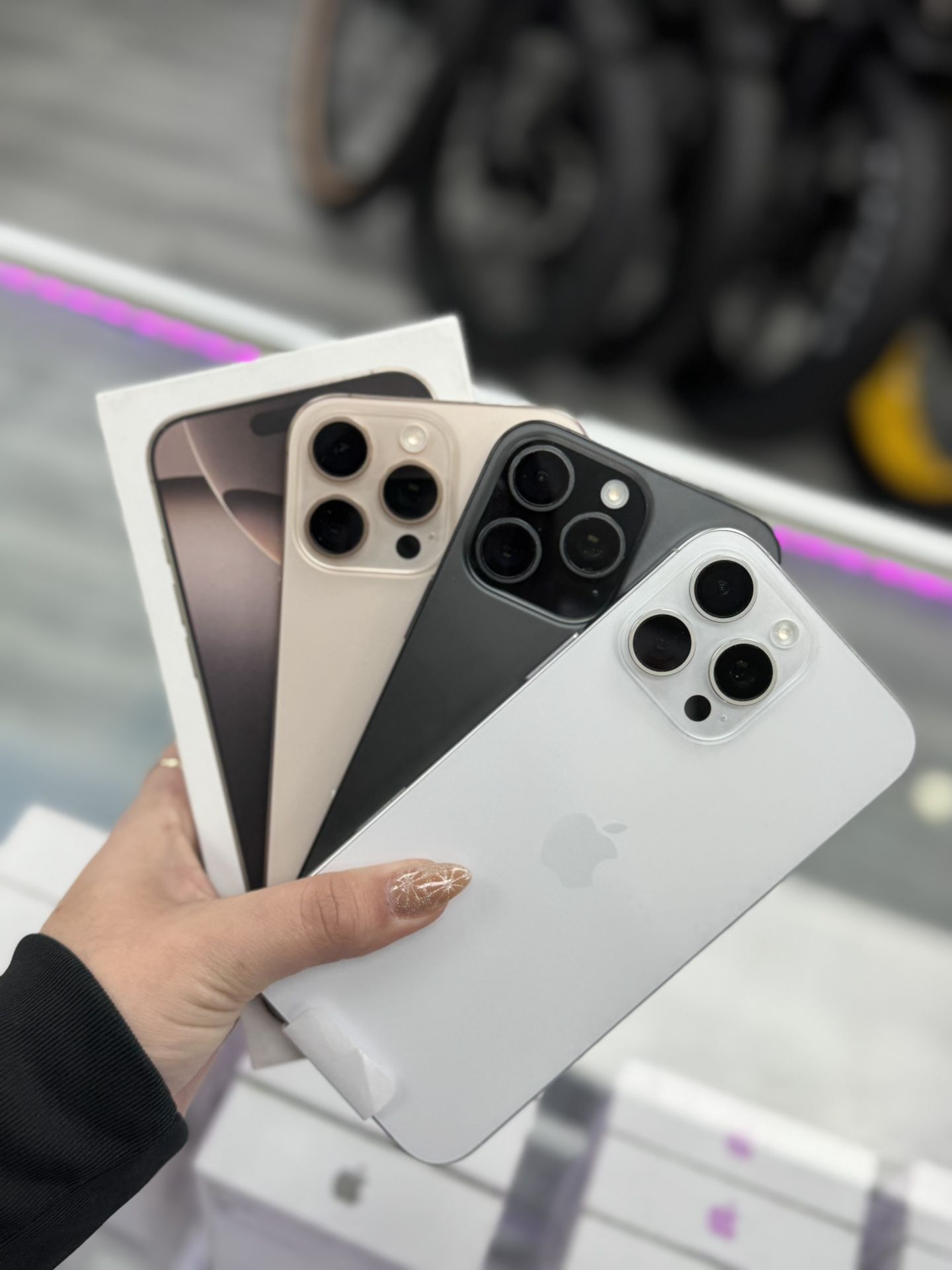 iPhone 16 Pro Max Unlocked