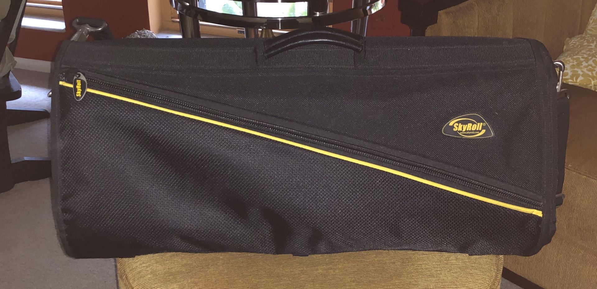 Skyroll Garment Bag Roll Up Travel Black Nylon