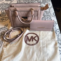 Michael Kors Bag w Wallet