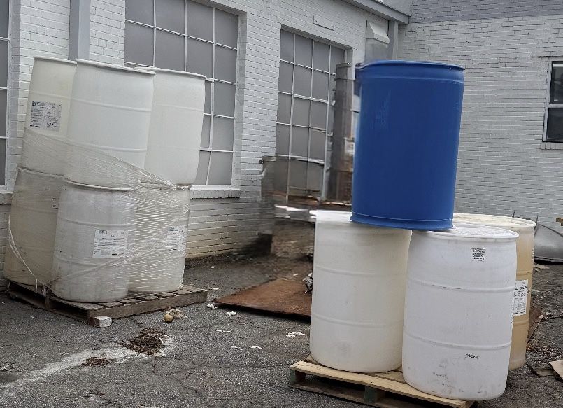 Used 55 Gallon Drums