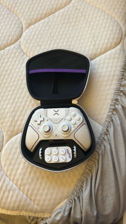 Universal gaming controller