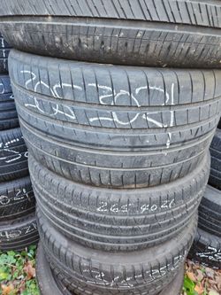 305/30/21 plenty of tires
